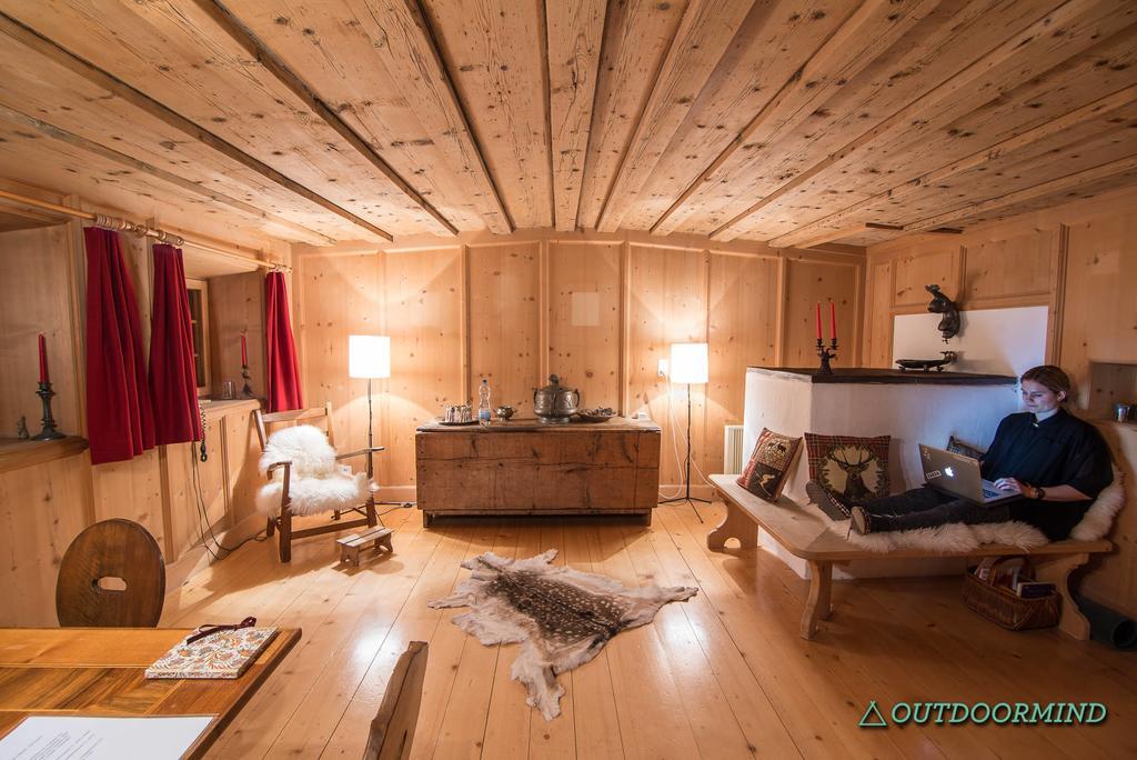 Tgesa Ferrera Ferienhaus
