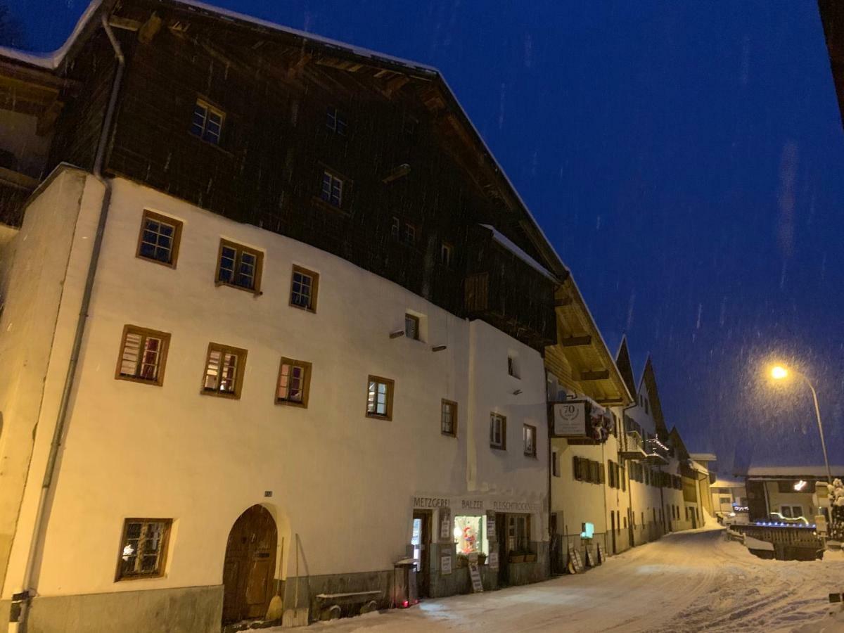 Tgesa Ferrera * Schmitten (Grisons)
